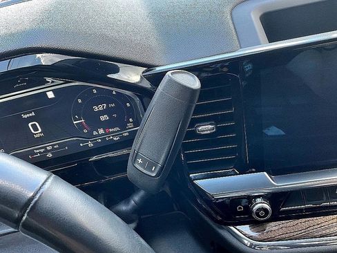 Used 2023 GMC Sierra 1500 Elevation image 19