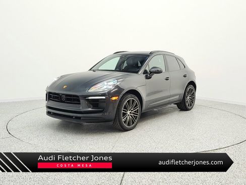 Used 2023 Porsche Macan S image 1