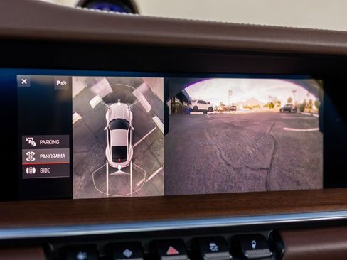 Used 2020 Porsche 911 Carrera 4S w/ Sport Package image 16