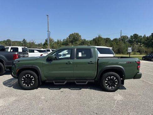 Used 2022 Nissan Frontier PRO-4X AWD/4WD image 9