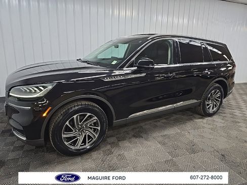 Used 2022 Lincoln Aviator AWD w/ Elements Package image 6