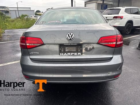 Used 2015 Volkswagen Jetta S FWD image 4