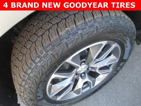 Used 2020 Chevrolet Silverado 1500 LT w/ All-Star Edition image 3