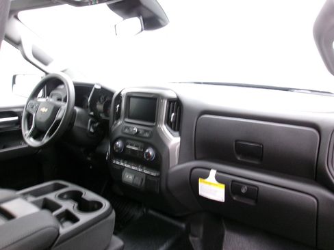 New 2026 Chevrolet Silverado 1500 W/T w/ WT Value Package RWD image 3
