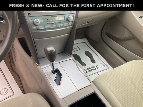 Used 2009 Toyota Camry Hybrid image 22
