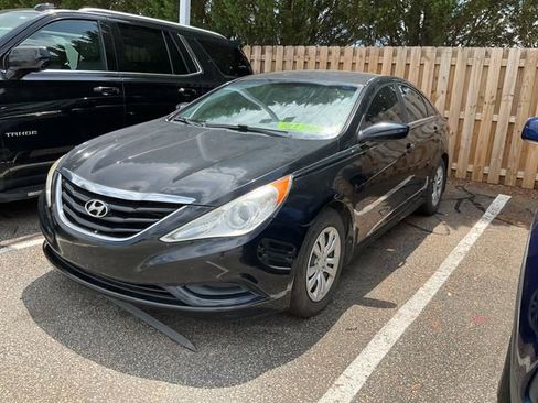 Used 2013 Hyundai Sonata GLS FWD image 3