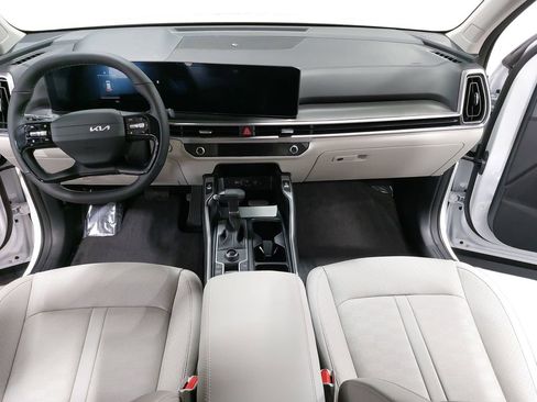 New 2026 Kia Sorento S image 9
