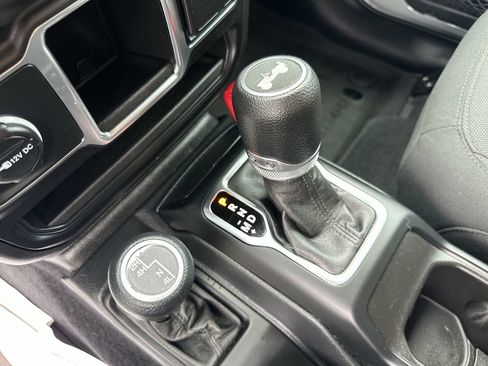 Used 2023 Jeep Wrangler Unlimited Sport AWD/4WD image 20