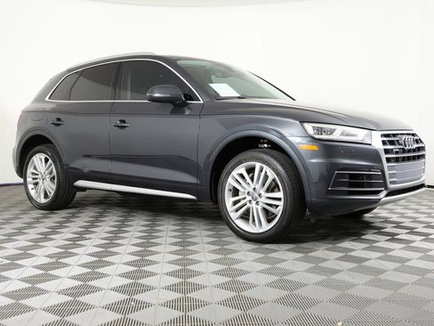 Used 2018 Audi Q5 2.0T Premium Plus image 3