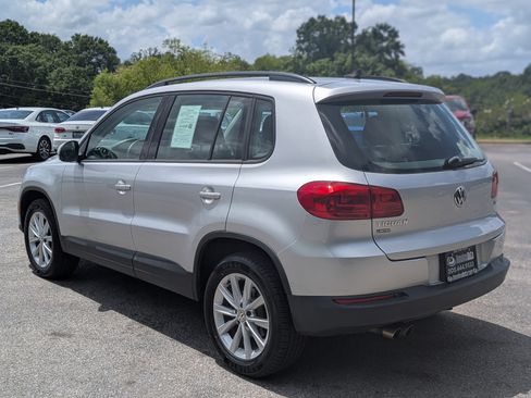 Used 2018 Volkswagen Tiguan Limited w/ Premium Package FWD image 7