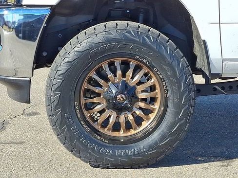 Used 2024 RAM 2500 Tradesman w/ Chrome Appearance Group image 28