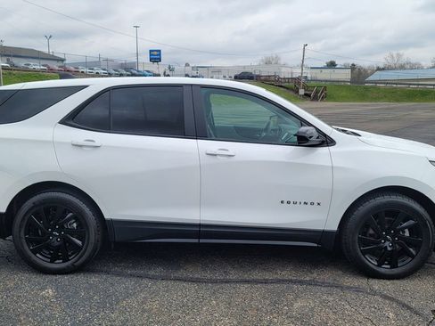 Used 2023 Chevrolet Equinox LS w/ LS Convenience Package FWD image 14