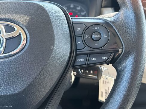 Used 2024 Toyota Corolla LE FWD image 19