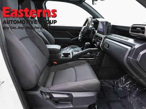 Used 2024 Toyota Tacoma SR RWD image 20