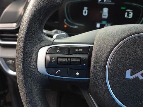 Used 2023 Kia Sportage LX image 19