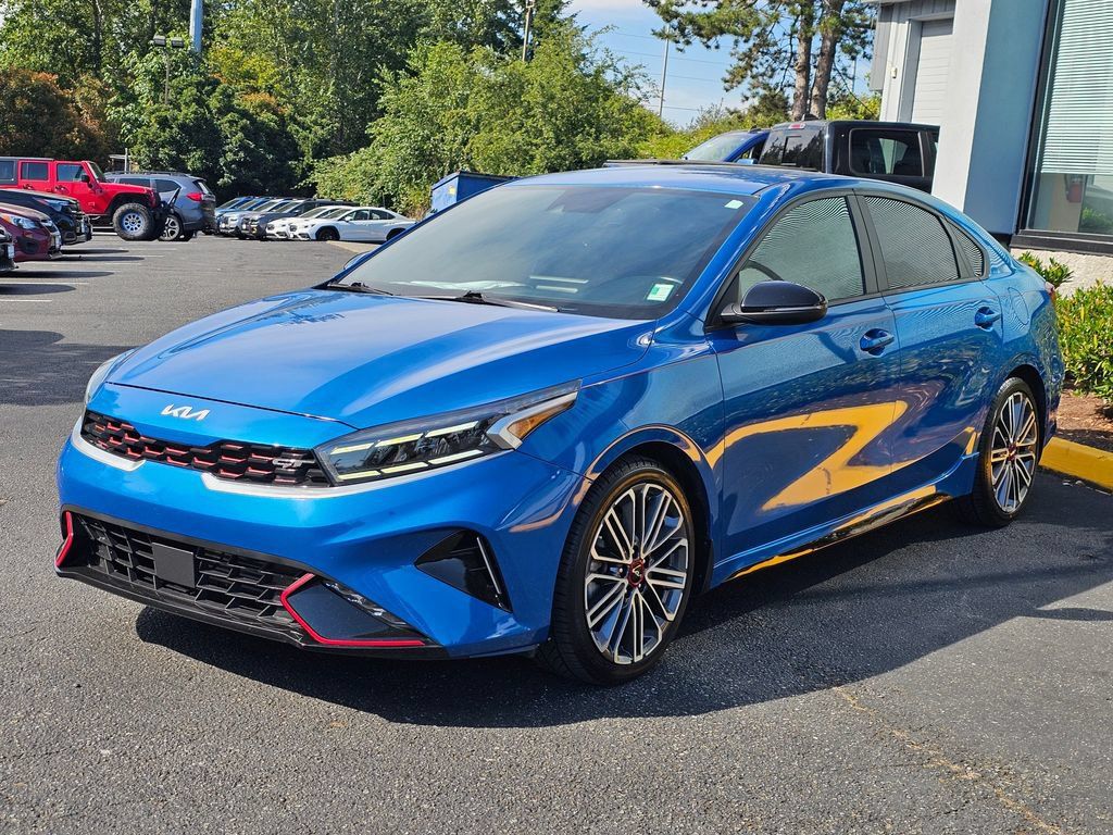 Used 2023 Kia Forte GT FWD image 3