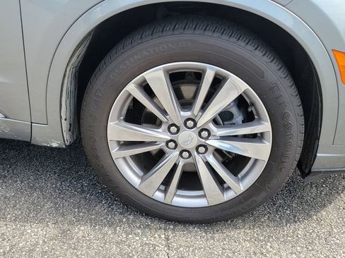 Used 2024 Cadillac XT6 Premium Luxury FWD image 5