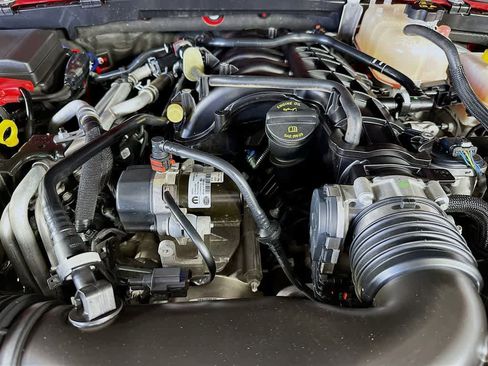 Used 2022 Jeep Wrangler Unlimited Rubicon w/ Steel Bumper Group image 10