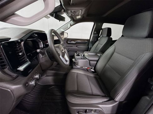 New 2026 GMC Sierra 1500 SLE AWD/4WD image 15