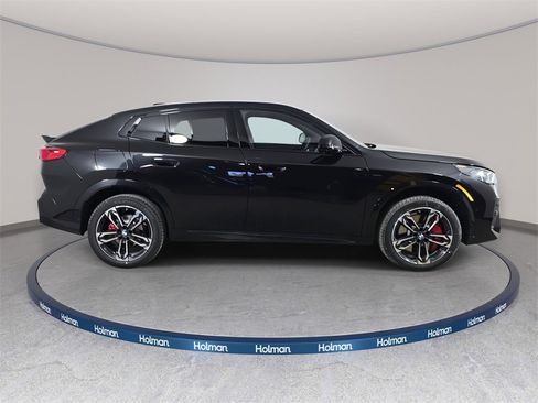 New 2026 BMW X2 xDrive28i w/ Technology Package image 4