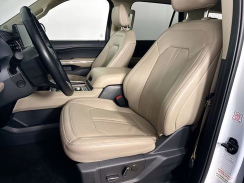 Used 2024 Ford Expedition Max Limited image 27
