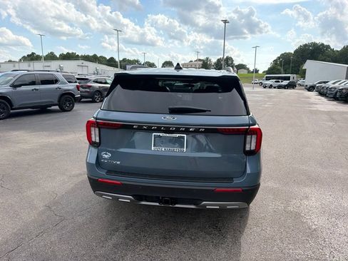 New 2026 Ford Explorer Active w/ Active Comfort Package RWD image 4