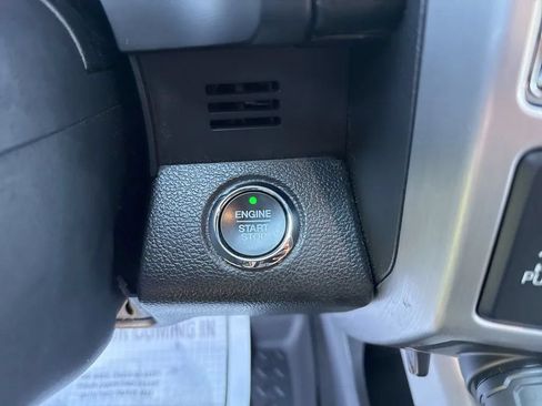 Used 2019 Ford F150 Platinum w/ Equipment Group 701A Luxury AWD/4WD image 20