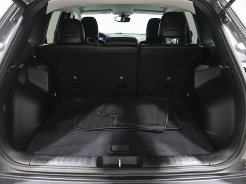 Used 2021 Jeep Cherokee Latitude Lux w/ Comfort/Convenience Group AWD/4WD image 4