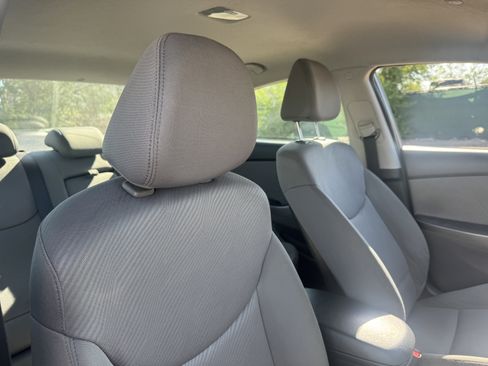 Used 2011 Hyundai Elantra GLS w/ Preferred Equipment Pkg 3 FWD image 25
