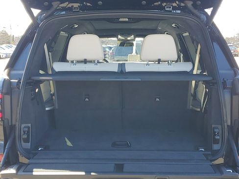 Certified 2023 BMW X7 xDrive40i w/ Executive Package image 26