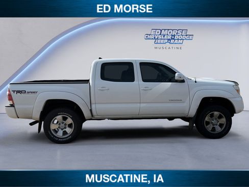 Used 2014 Toyota Tacoma 4x4 Double Cab w/ TRD Sport Package image 6