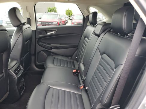 Certified 2022 Ford Edge SEL w/ Convenience Package image 13