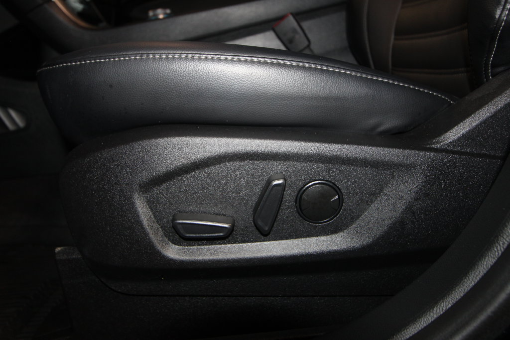 Used 2024 Ford Edge SEL AWD/4WD image 7