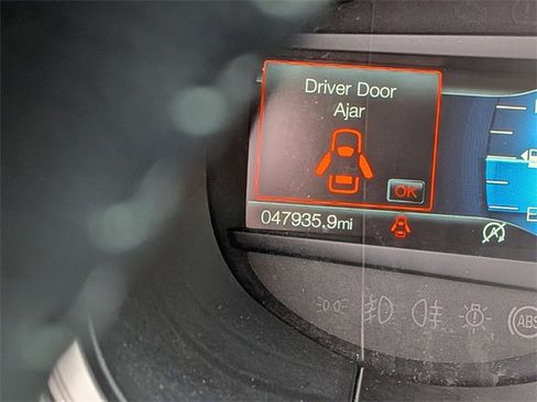 Used 2024 Ford Edge SEL image 19