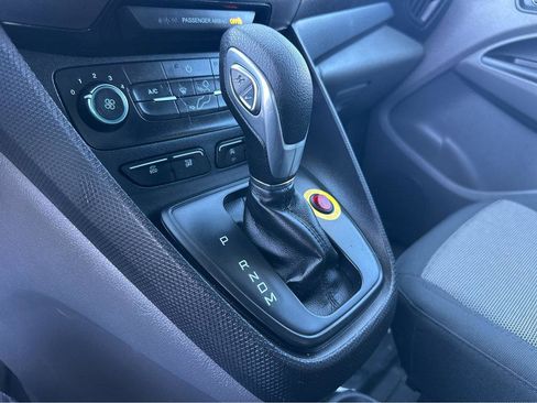 Used 2020 Ford Transit Connect XL image 27