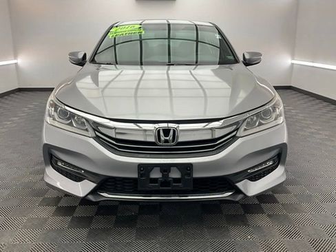 Used 2016 Honda Accord Sport image 2