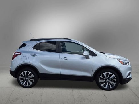 Used 2018 Buick Encore Essence FWD image 7