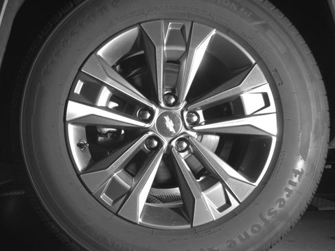 Used 2025 Chevrolet Equinox LT FWD image 14