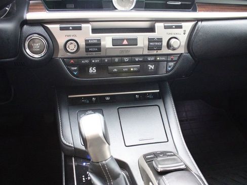 Used 2016 Lexus ES 350 FWD image 40