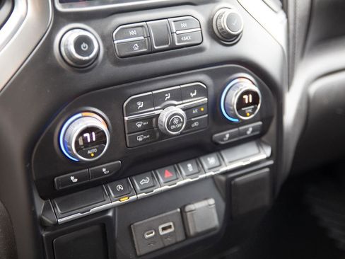 Used 2020 Chevrolet Silverado 1500 RST w/ All-Star Edition image 16