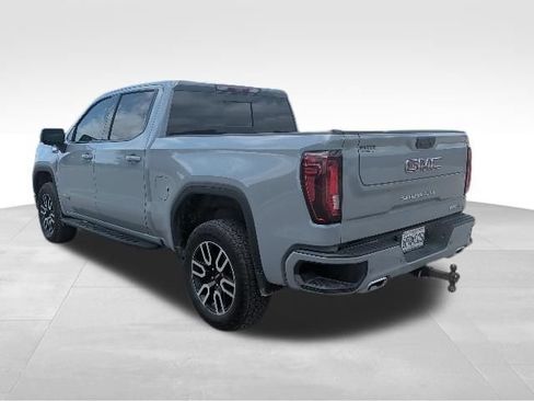 Used 2025 GMC Sierra 1500 AT4 w/ AT4 Premium Package AWD/4WD image 7