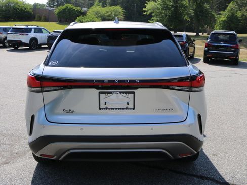 Used 2024 Lexus RX 350 Premium Plus w/ Convenience Package FWD image 4