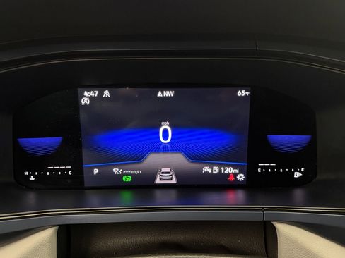 Used 2023 Volkswagen Taos SE image 13