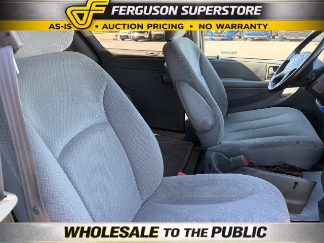 Used 2005 Chrysler Town & Country Touring FWD image 24