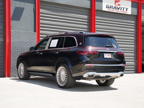 Used 2024 Mercedes-Benz Maybach GLS 600 4MATIC image 13