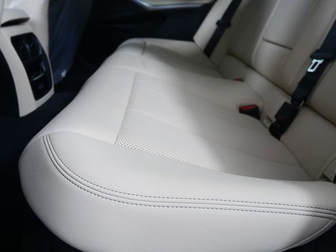 Used 2026 BMW 330i 330i w/ Premium Package image 14