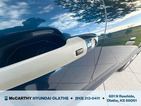 Used 2019 Kia Niro LX FWD image 10