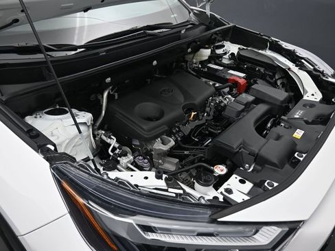 Used 2023 Toyota RAV4 XLE image 45