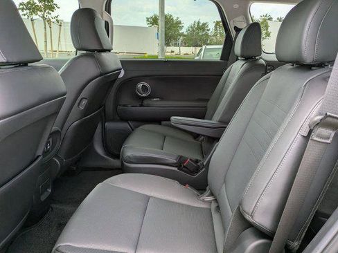 New 2026 Hyundai Palisade Limited FWD image 12
