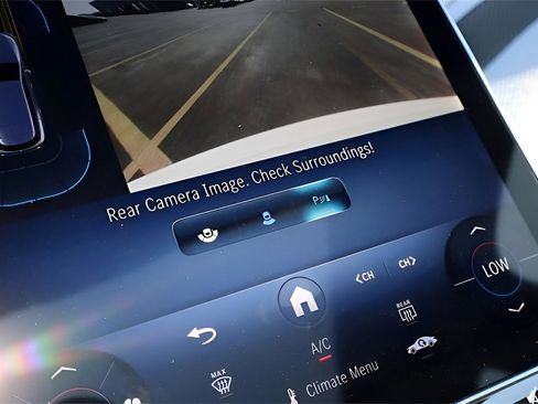 Certified 2025 Mercedes-Benz GLC 43 AMG 4MATIC image 56